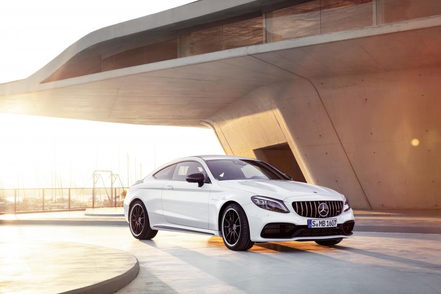  Mercedes-AMG C63 S Coupe (C205) 2018 года  (WW) (фото 1 из 44)